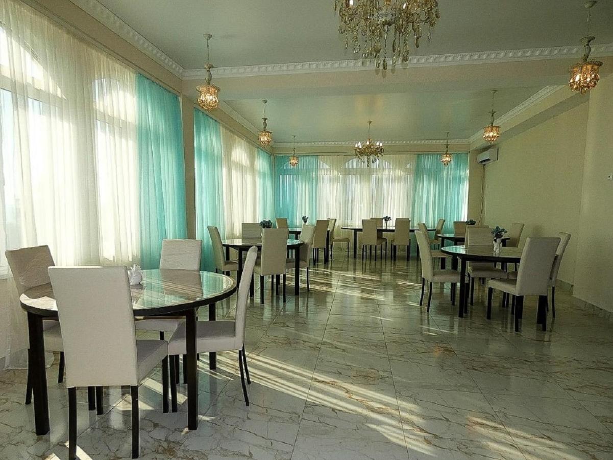 Отель Адунеи Сухум Bagian luar foto